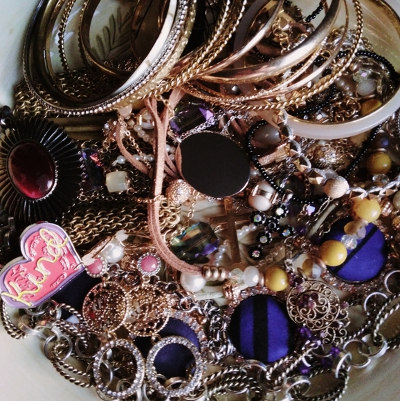 Jewelry - Junk Jewelry Craft Repurpose Lot